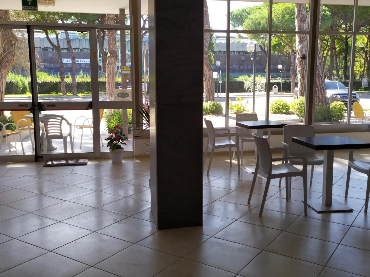 Hotel Madonna Del Pino チェルヴィア エクステリア 写真