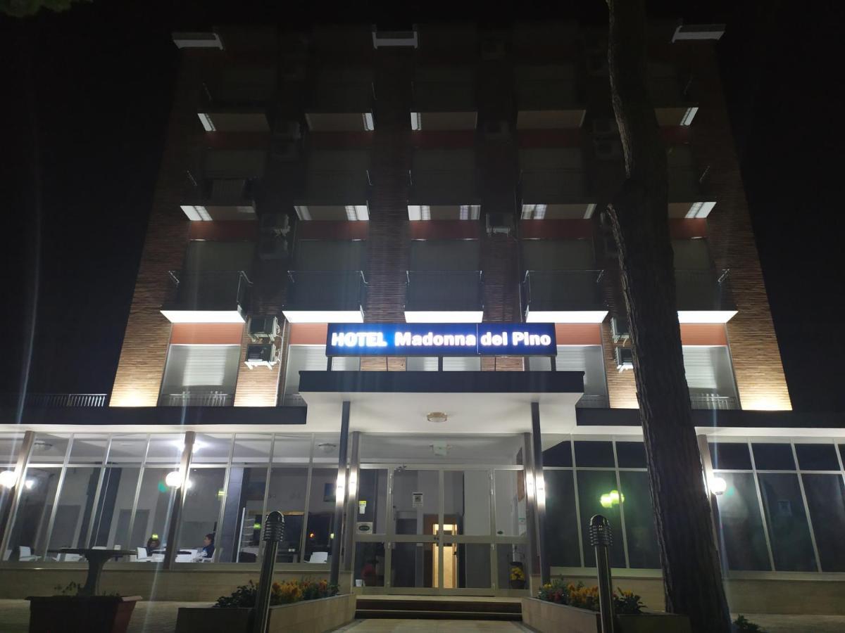 Hotel Madonna Del Pino チェルヴィア エクステリア 写真