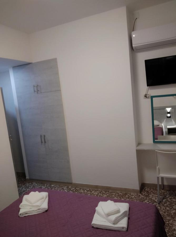 Hotel Madonna Del Pino チェルヴィア エクステリア 写真